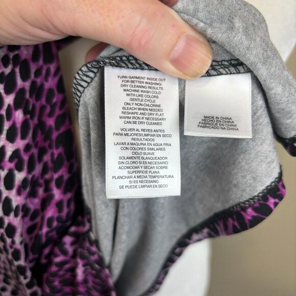 RACHEL Rachel Roy blouse, size 2X, cold shoulder, asymmetric hem, leopard print - Picture 7 of 12